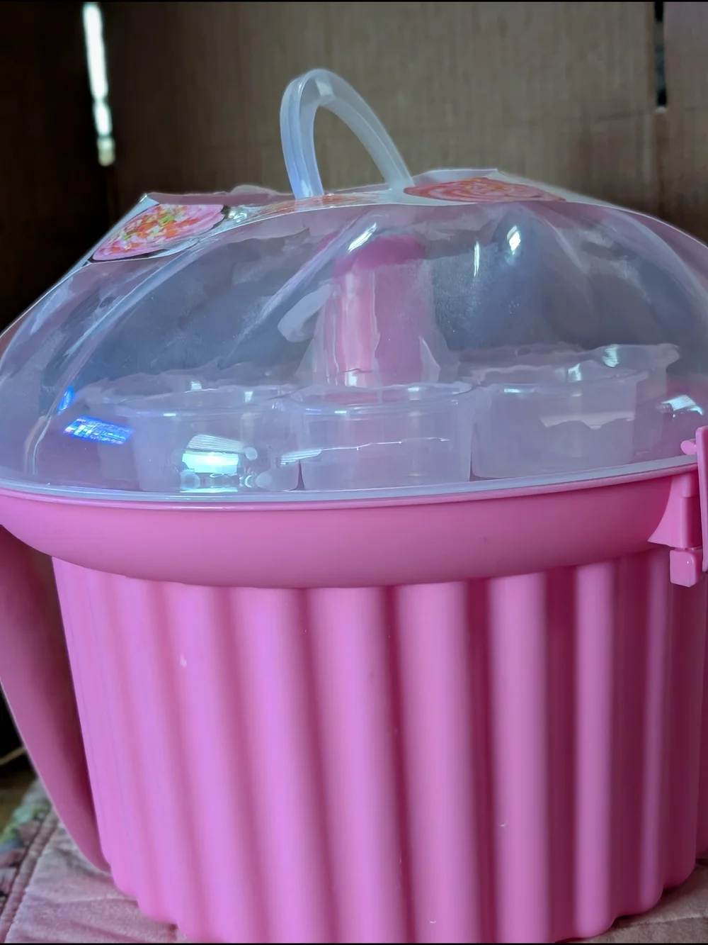 Cuisinart pink cupcake